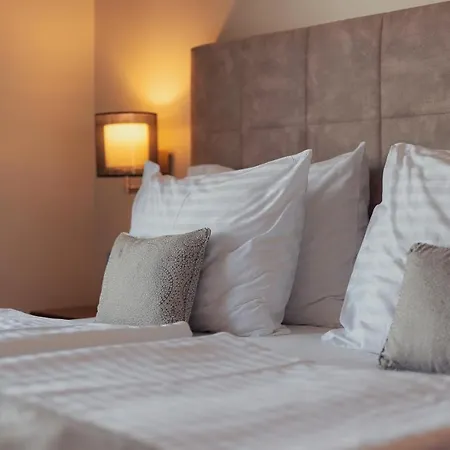 Belvedere Hotel 3*