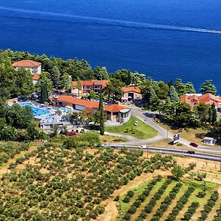 Belvedere 3*