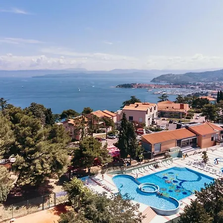 Hotel Cliff Belvedere 3*