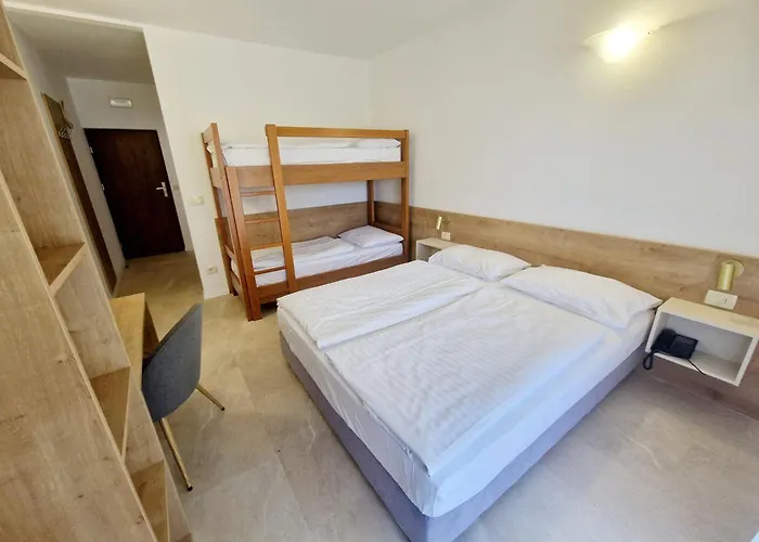 Cliff Belvedere Hotel